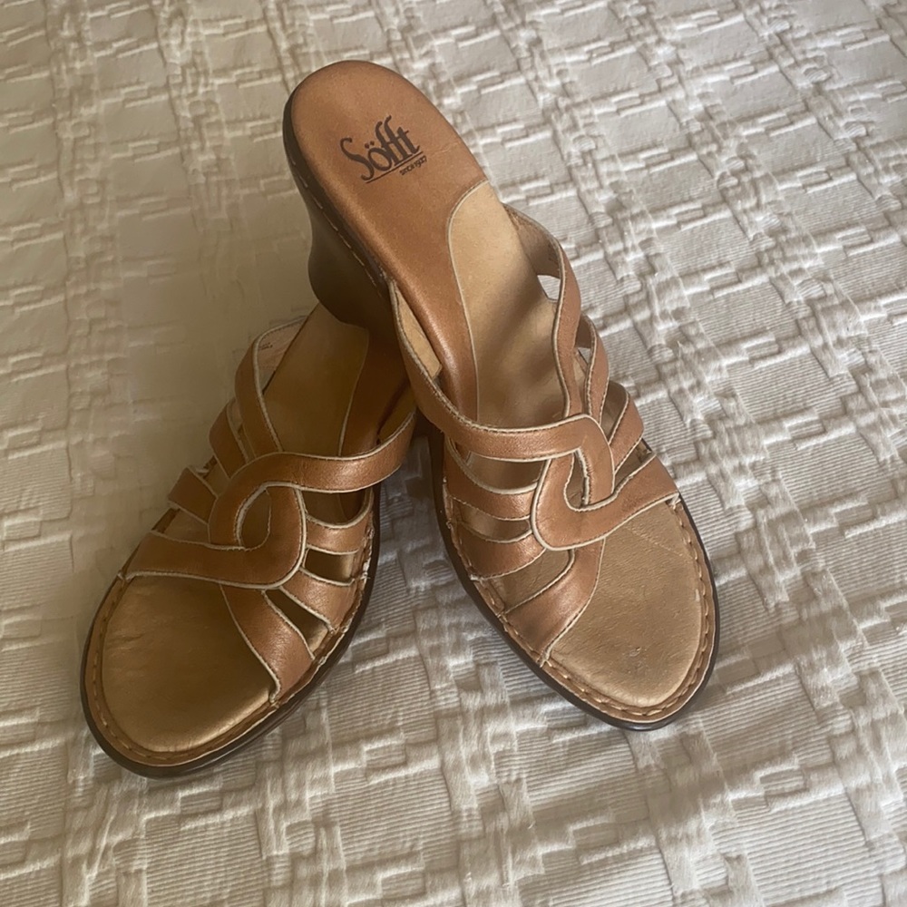 Soft tan heeled sandals
